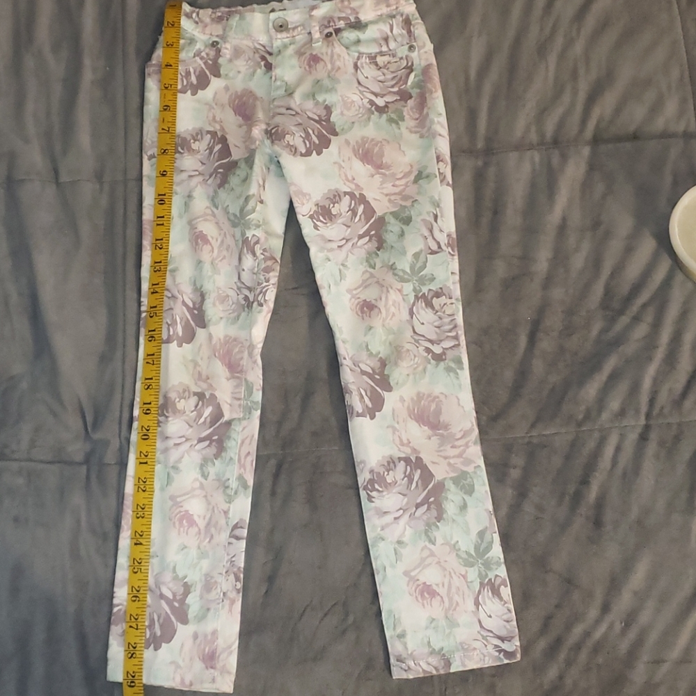 Girls stretch skinny Jeans (size 6x-7)